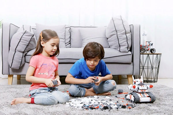Đồ chơi lắp ráp Robot Builder giúp bé phát triển tư duy, tính sáng tạo