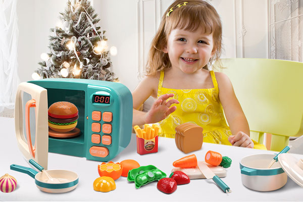 Bộ đồ chơi nhà bếp và lò vi sóng giúp bé yêu thích việc nấu nướng hơn