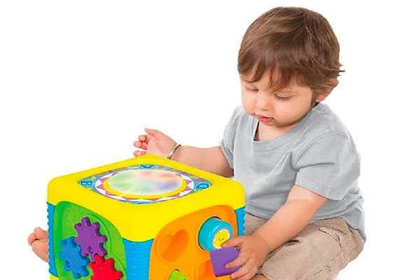 Tặng cho bé một chiếc hộp âm nhạc sẽ giúp phát triển tư duy bé tốt nhất