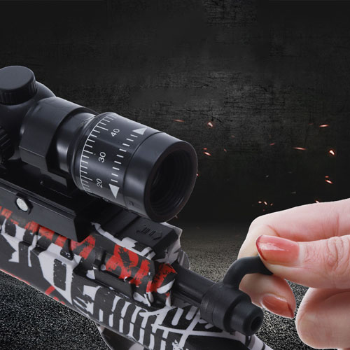 Chế độ bắn Bolt-Action cần khóa nòng lên để nạp viên đạn gel vào buồng Chế độ bắn Bolt-Action cần khóa nòng lên để nạp viên đạn gel vào buồng