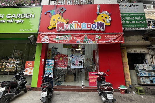 Mykingdom được biết đến là chuỗi cửa hàng đồ chơi lớn hàng đầu Việt Nam Mykingdom được biết đến là chuỗi cửa hàng đồ chơi lớn hàng đầu Việt Nam